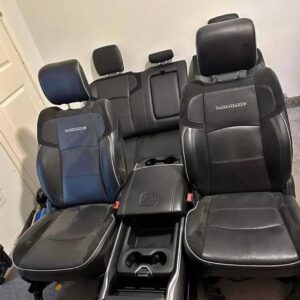 RAM LARAMIE BLACK LEATHER SEATS